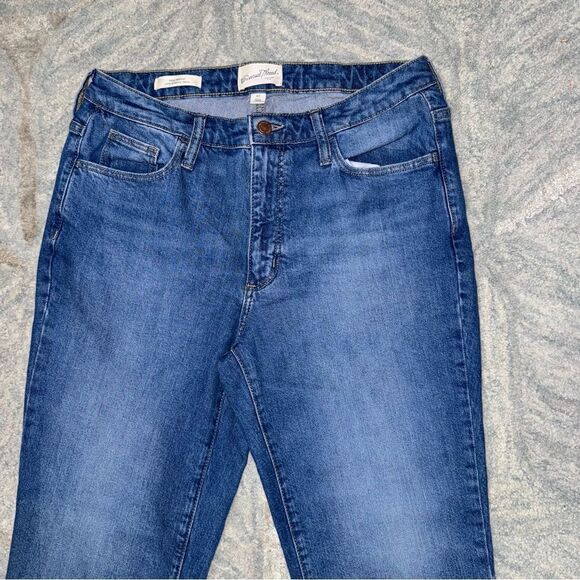 Universal Thread Ankle Bootcut Jeans size 6R- medium wash medium rise NWOT - Picture 7 of 11